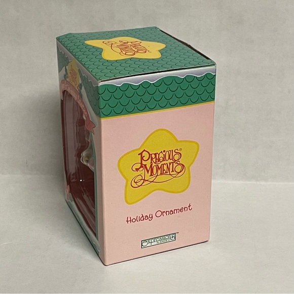 1996 Precious Moments Enesco Home For The Holidays Christmas Ornament - Picture 2 of 5